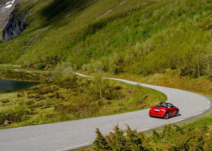 Nordic Luxury - Private Sauna & Panoramic Mountain Views Apartamento Stranda (More og Romsdal)