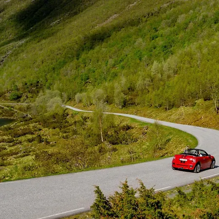 Nordic Luxury - Private Sauna & Panoramic Mountain Views Appartement Stranda (More og Romsdal)